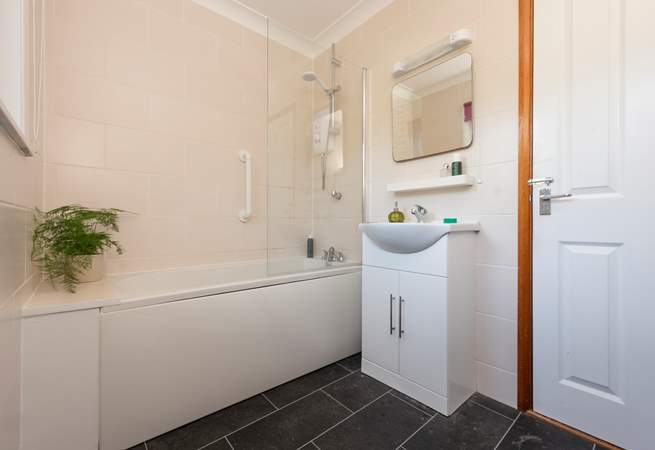 The family bathroon.