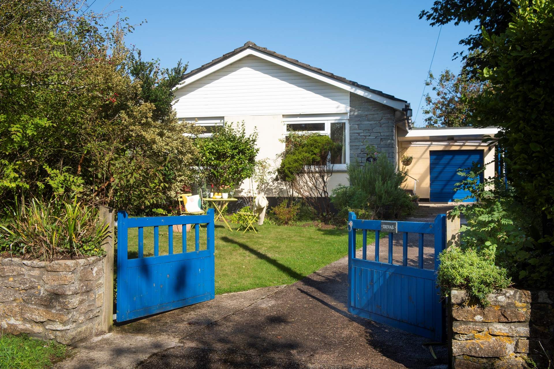 Private parking is in the driveway.
