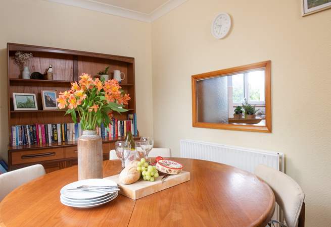 Gather round and share happy holiday memories.