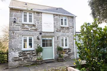 Newham House Cottage.