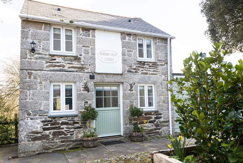 Newham House Cottage, Holiday Cottage Description Classic Cottages