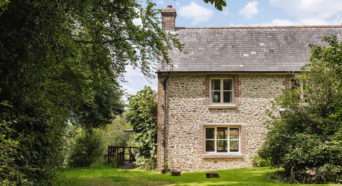 Beech Cottage is surrounded by tranquil Dorset countryside.