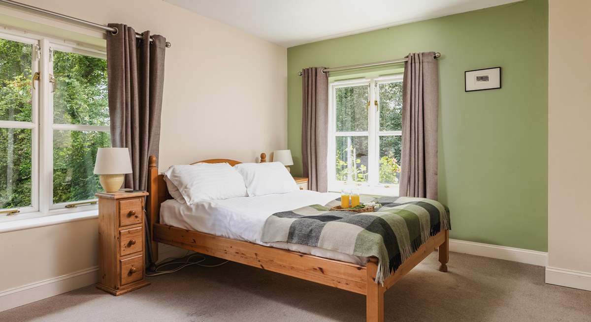 This is Fieldfare, a lovely dual-aspect double bedroom with an en suite shower-room.