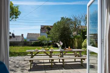 Chill out in the garden. There is a step leading out into the garden.