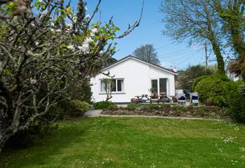 A very tranquil setting yet so close to the sandy beach.