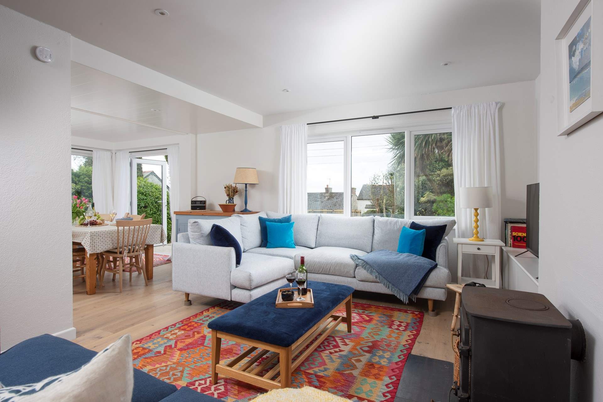 A spacious and extremely comfortable space for all the family.