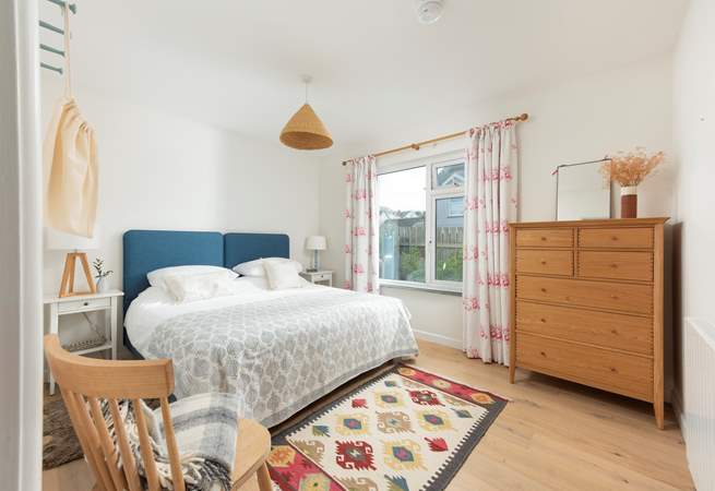 Bedroom 3, twin or king size, you choose.