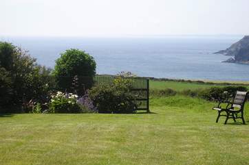 Frog Rock Cottage has its own private garden.