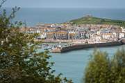 St Ives is so close on foot, enjoy the numerous galleries and fine eateries.