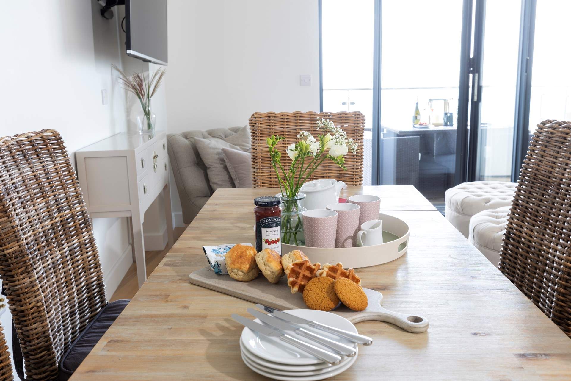 Gather and enjoy afternoon tea and plan tomorrow's adventures.