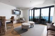 The modern elegance of Blue Breeze's open plan living space is filled with the natural light that draws so many artists to this beautiful area.