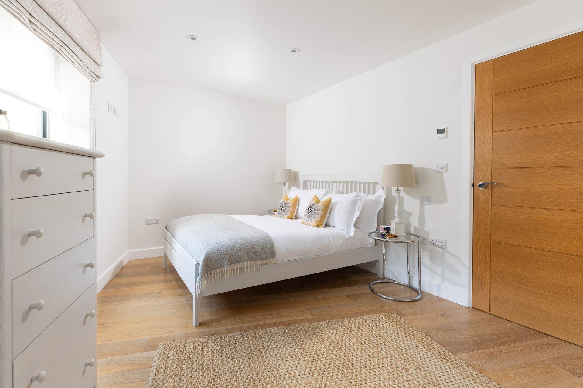  Bedroom 2 is a very comfortable double, a spacious room, light and bright.
