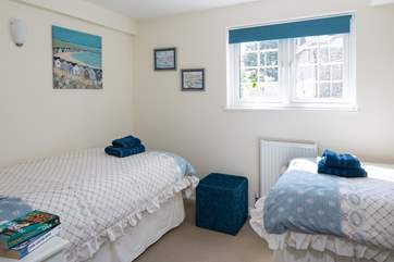 Bedroom 3 has 3ft twin beds.