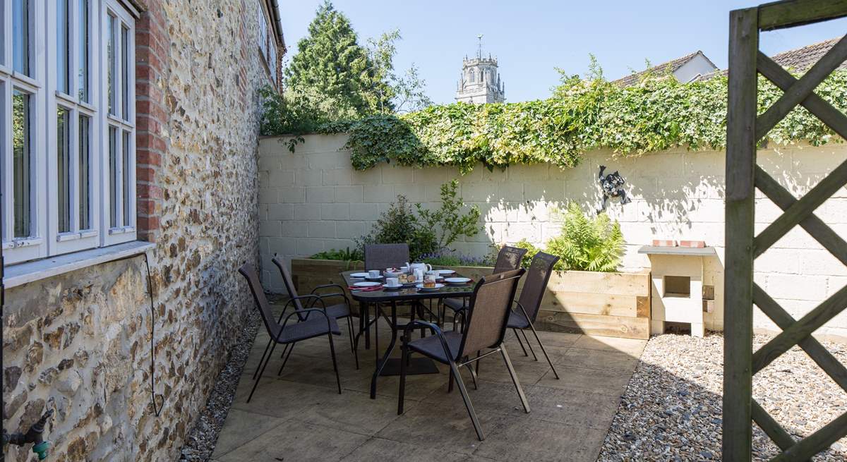 This is the courtyard that greets you, perfect for afternoon tea.