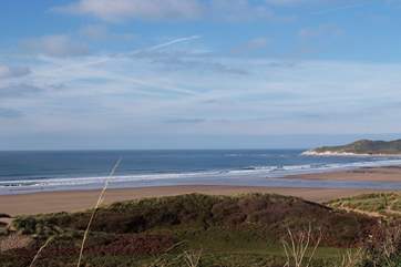 This is Woolacombe Beach. It adjoins Putsborough Beach and this wonderful stretch of sand is the closest to the cottage.