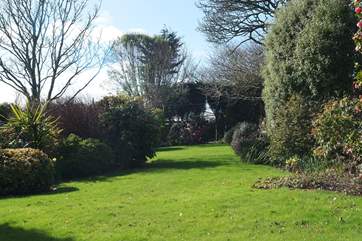 The enclosed garden is beautiful, and there is plenty of room to play and even have a barbecue!