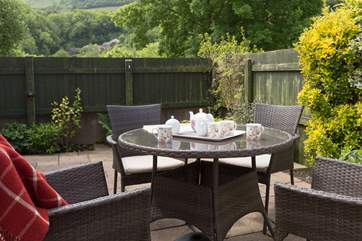 Tea on the terrace !
