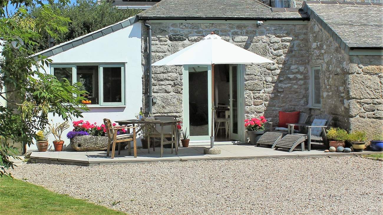 Just picture yourself here enjoying a sundowner.