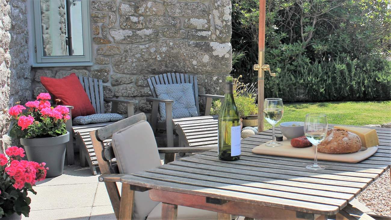 Dine outdoors on the south-facing terrace.