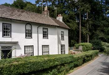 Andrew's House is the far right-hand end of this historic property on the edge of the beautiful little Exmoor town of Dulverton.
