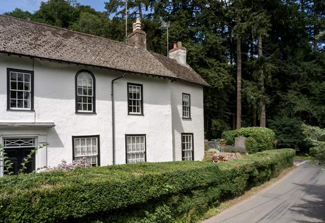 Andrew's House is the far right-hand end of this historic property on the edge of the beautiful little Exmoor town of Dulverton.