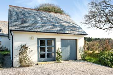 Welcome to The Studio - this charming holiday cottage is bigger than it looks with accommodation on both the ground and first floors.