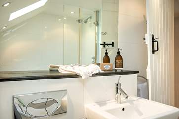 The stylish family bathroom.