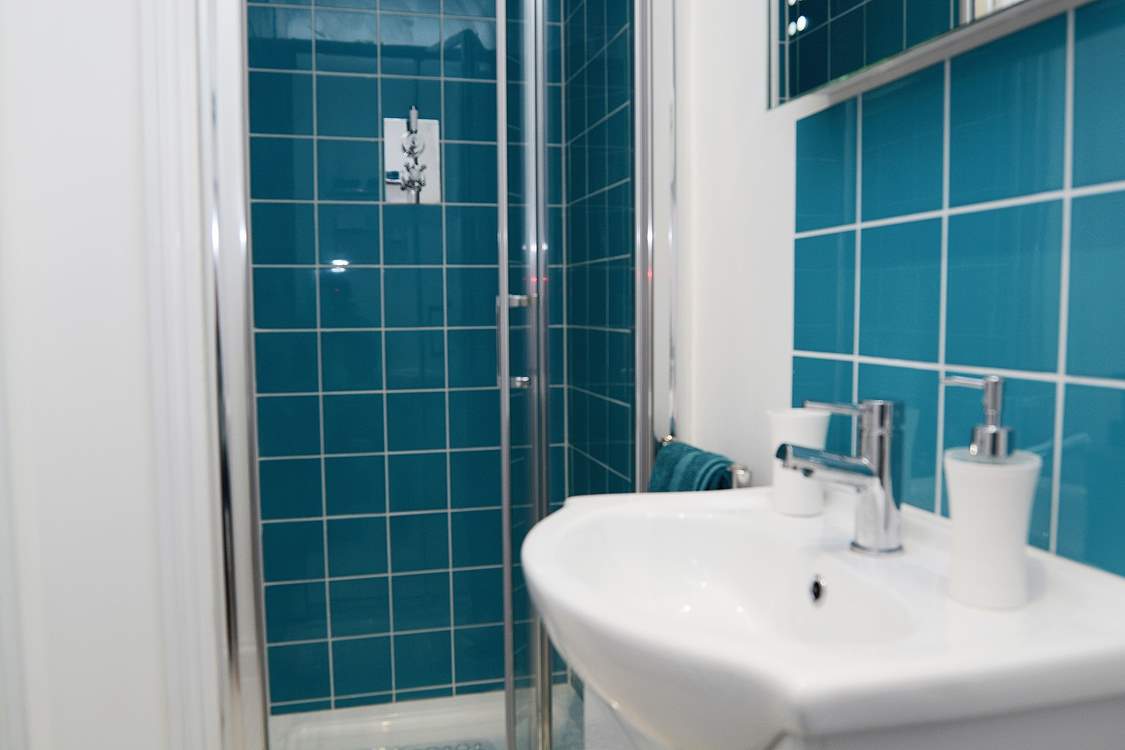 A drench-head shower is perfect for that wake up moment or to languish beneath at the end of the day.