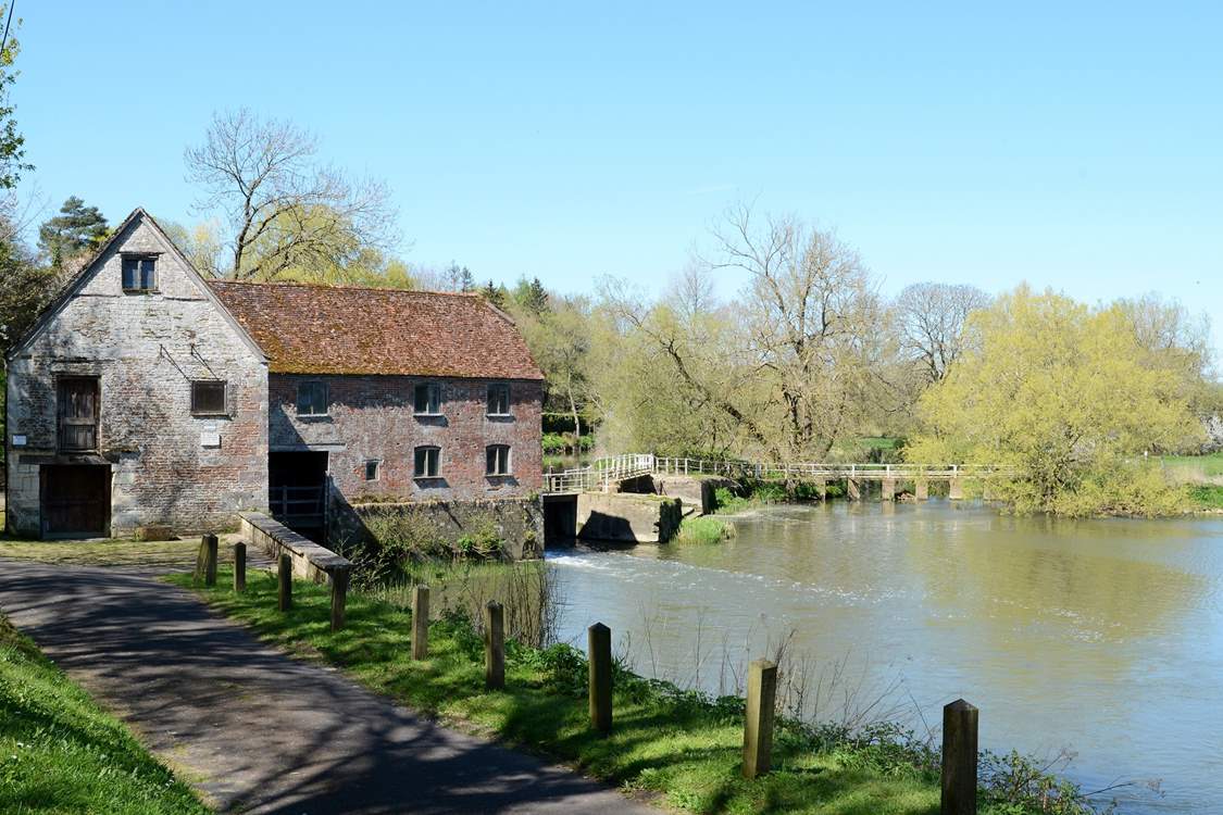 Nearby Sturminster Newton Mill is an ancient flour mill in a picturesque setting on the River Stour.