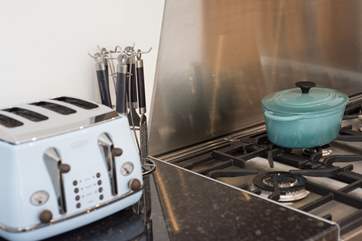 Shades of blue around the kitchen.