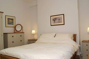 The comfortable double bedroom.