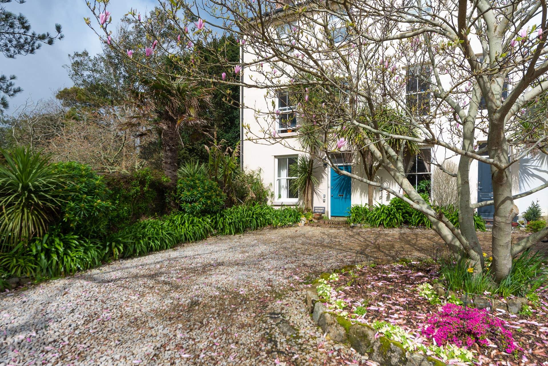 Your Cornish getaway awaits.