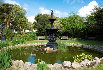 Stroll through nearby Morrab gardens.