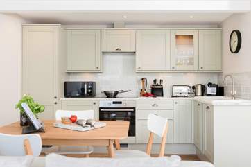 If you fancy cooking tonight the gorgeous kitchen is not only stylish but also very well-equipped.
