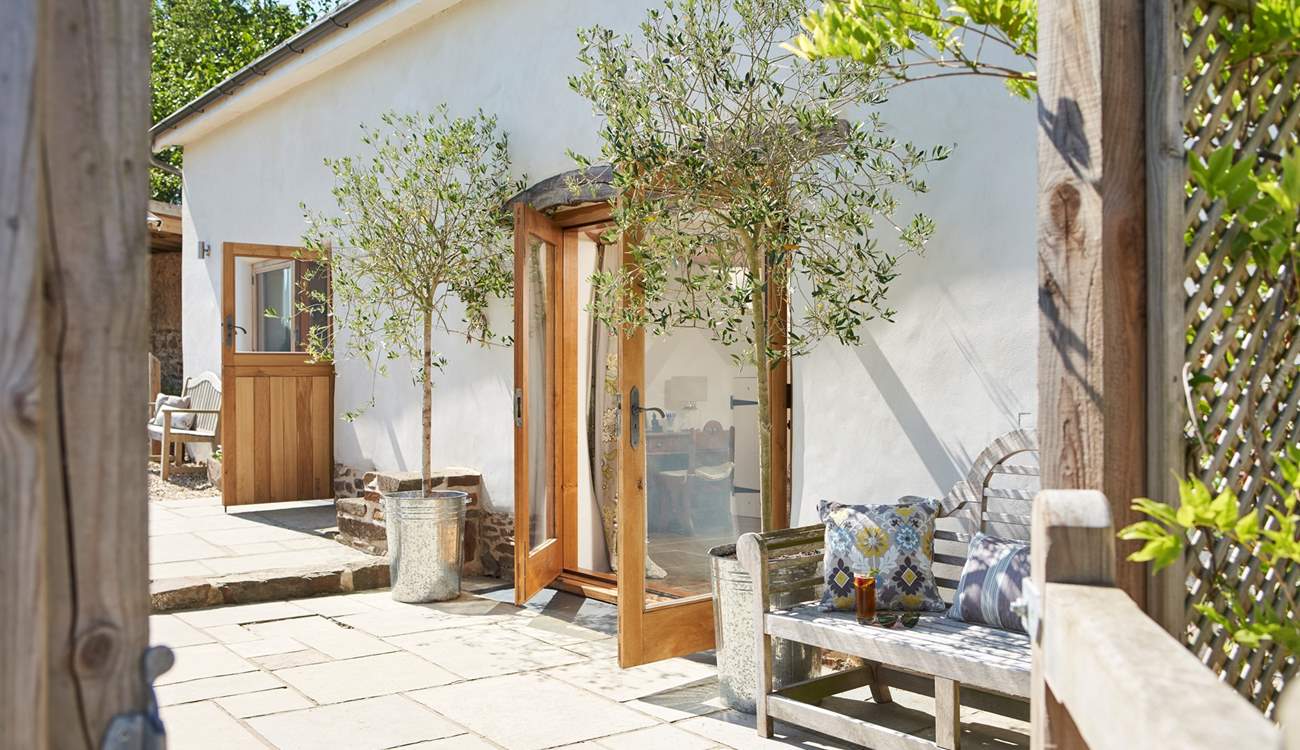 Such a relaxing space to soak up the sun, or enjoy the shade, and breathe in the countryside air.