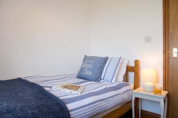 The single bedded room.