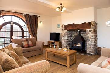 The wood-burner makes the room warm and welcoming making this an ideal retreat whatever the weather.