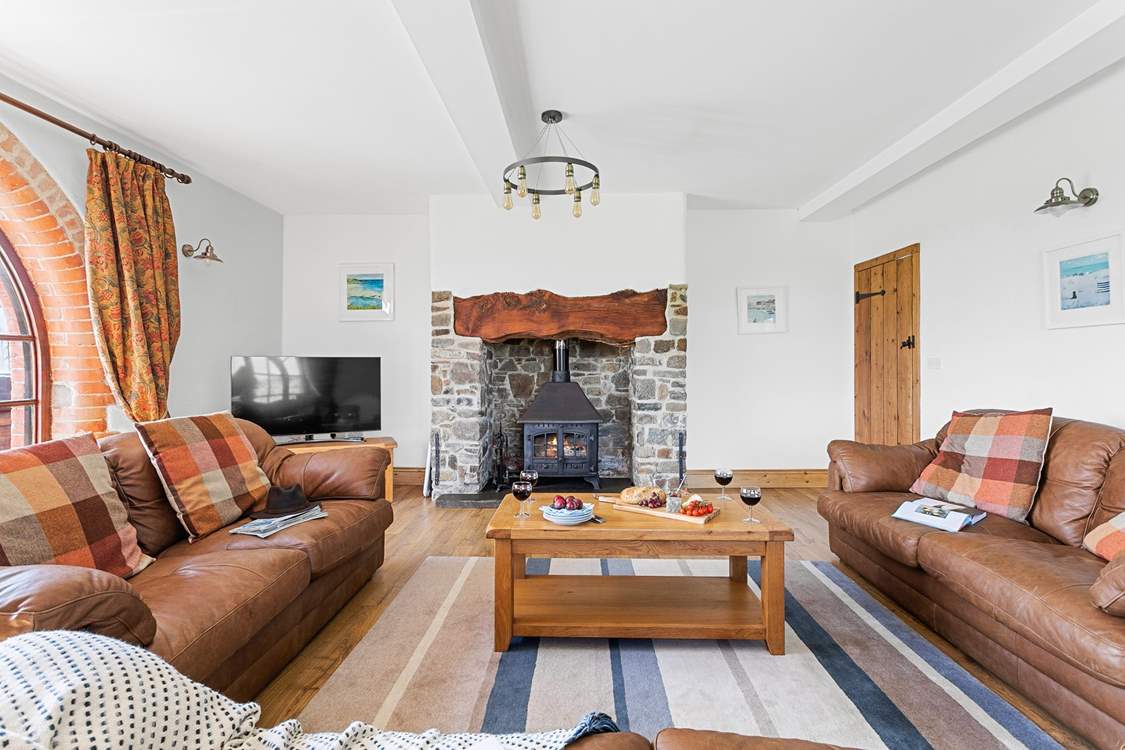 The wood-burner makes the room warm and welcoming making this an ideal retreat whatever the weather.