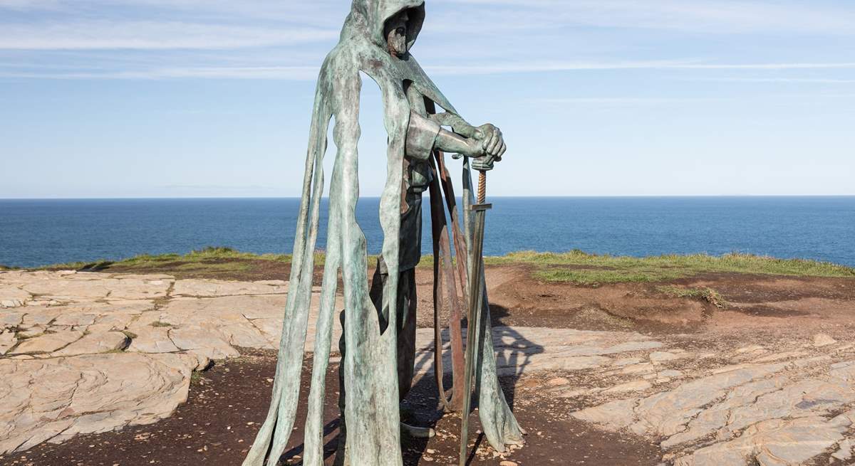 King Arthur stands guard overlooking Tintagel.