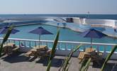 The outdoor Jubilee swimming-pool in Penzance. - Thumbnail Image