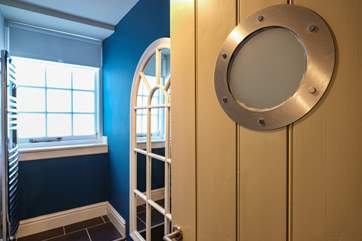 The dressing area in the shower-room.
