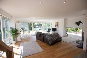 Lovely airy space that leads out to the garden.