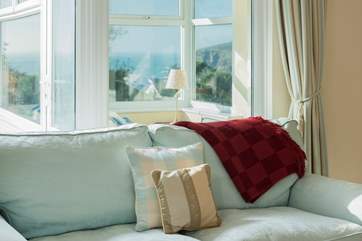 The views from the sitting-room out to sea...