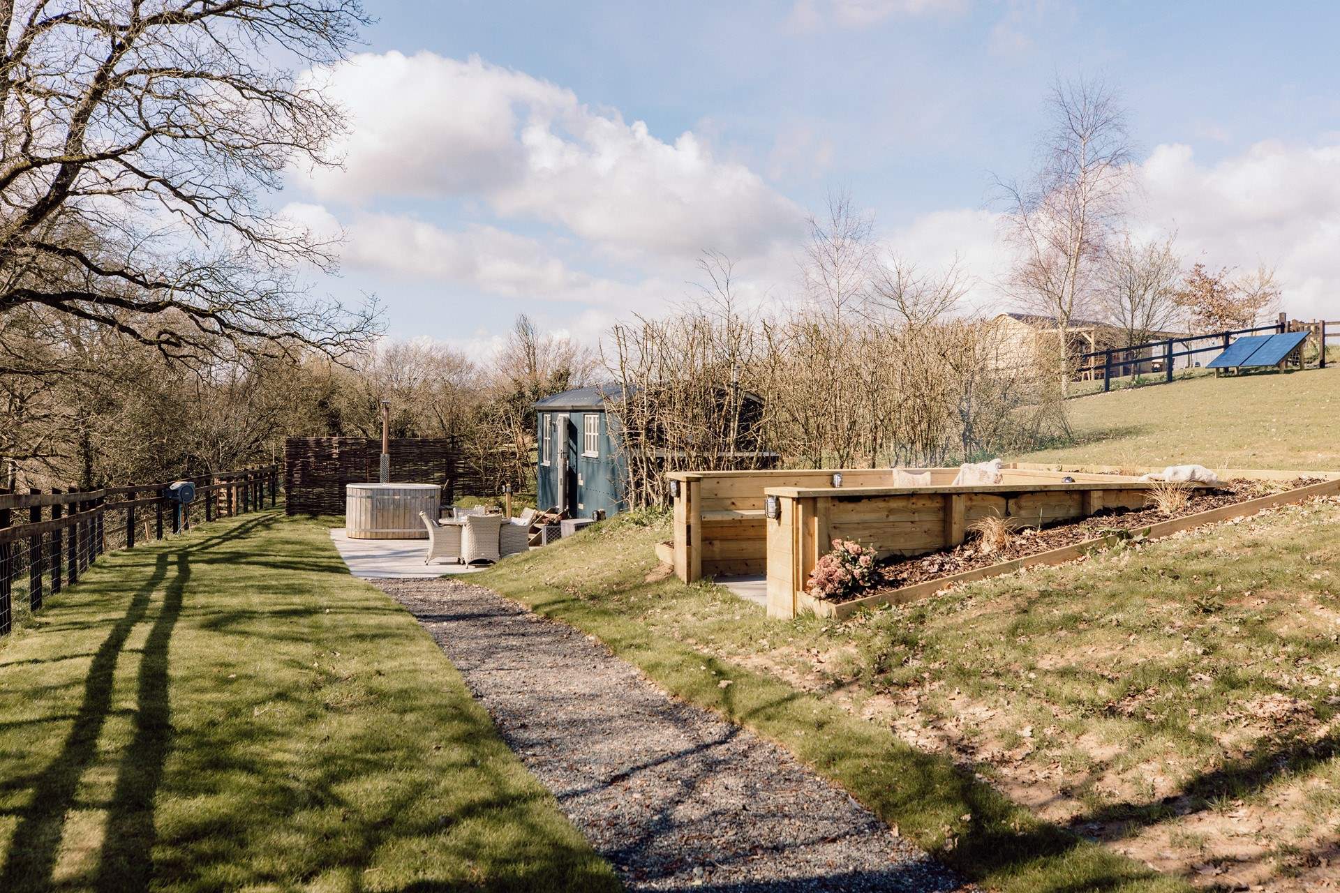 One other hideaway is on-site, Rancher's Hut, which sits quietly behind Otter's Holt. 
