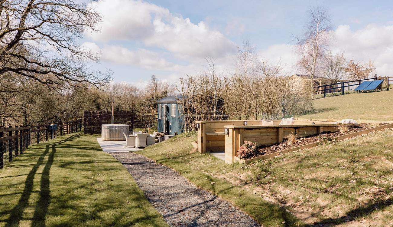 One other hideaway is on-site, Rancher's Hut, which sits quietly behind Otter's Holt. 