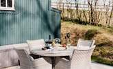 Then dine al fresco! - Thumbnail Image