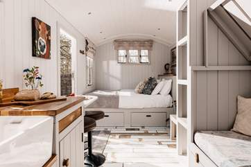 Finished to perfection, you will instantly feel at home in this gorgeous little hut.