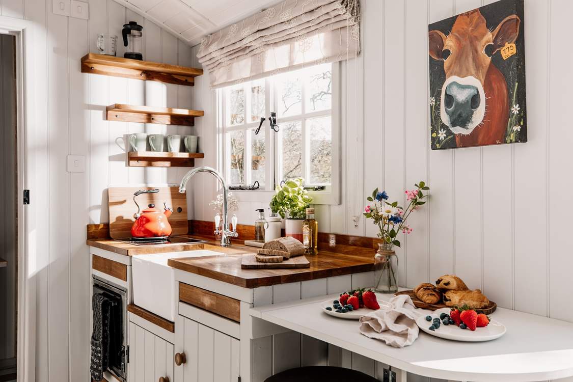 The super sweet kitchen area, complete with everything you'll need during your stay.