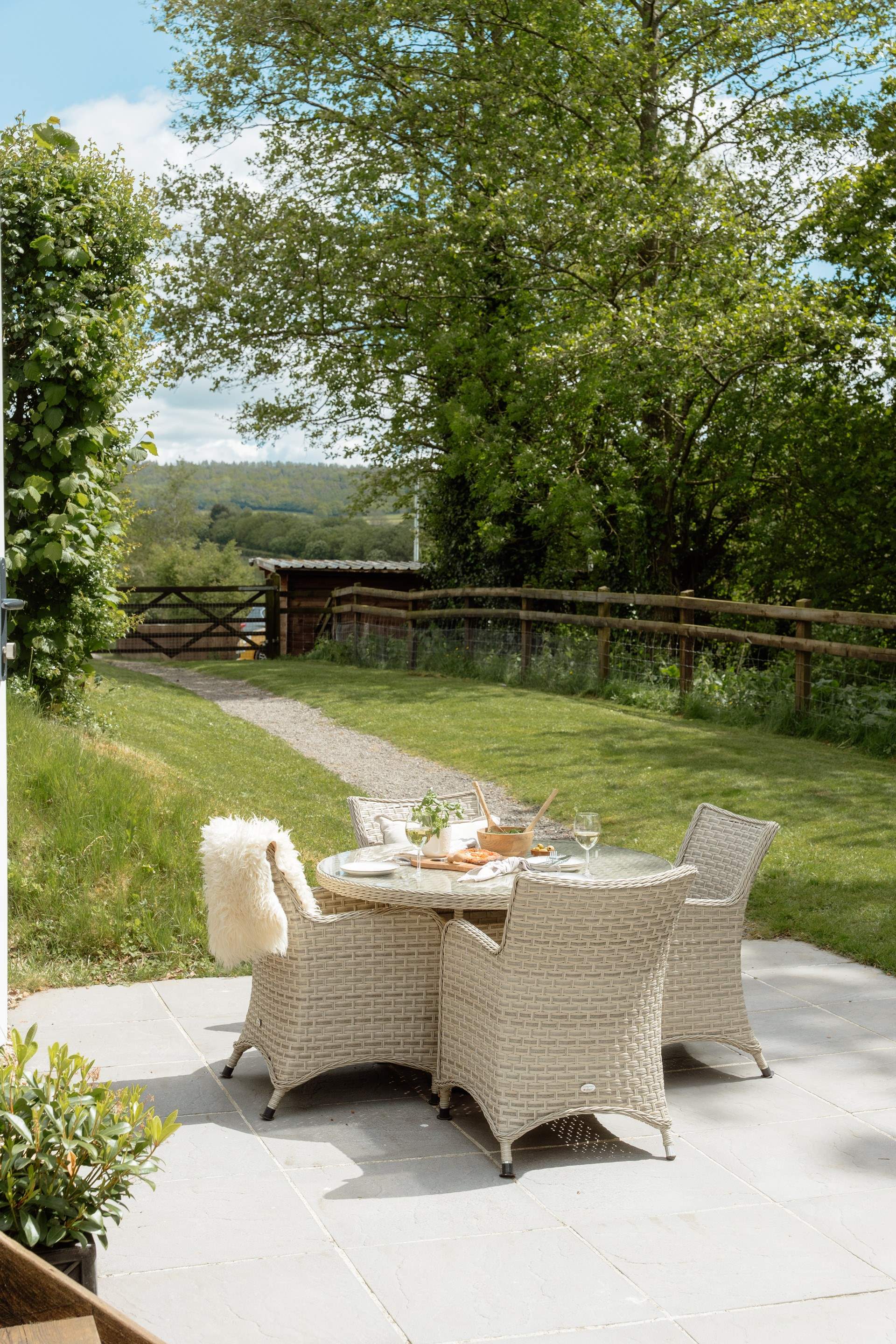 Whip up some delicious pizzas and then dine al fresco!