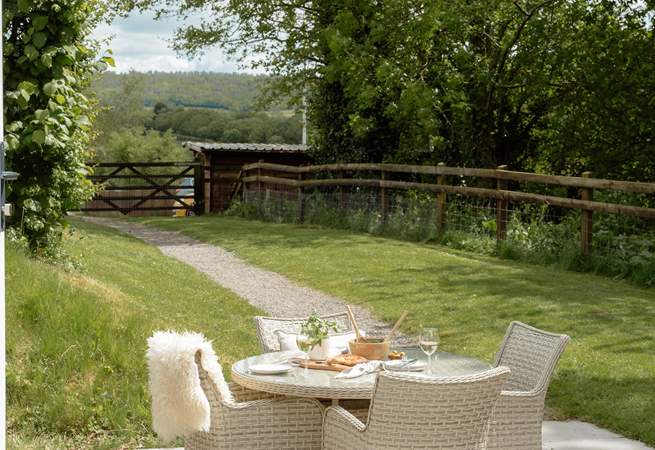 Whip up some delicious pizzas and then dine al fresco!